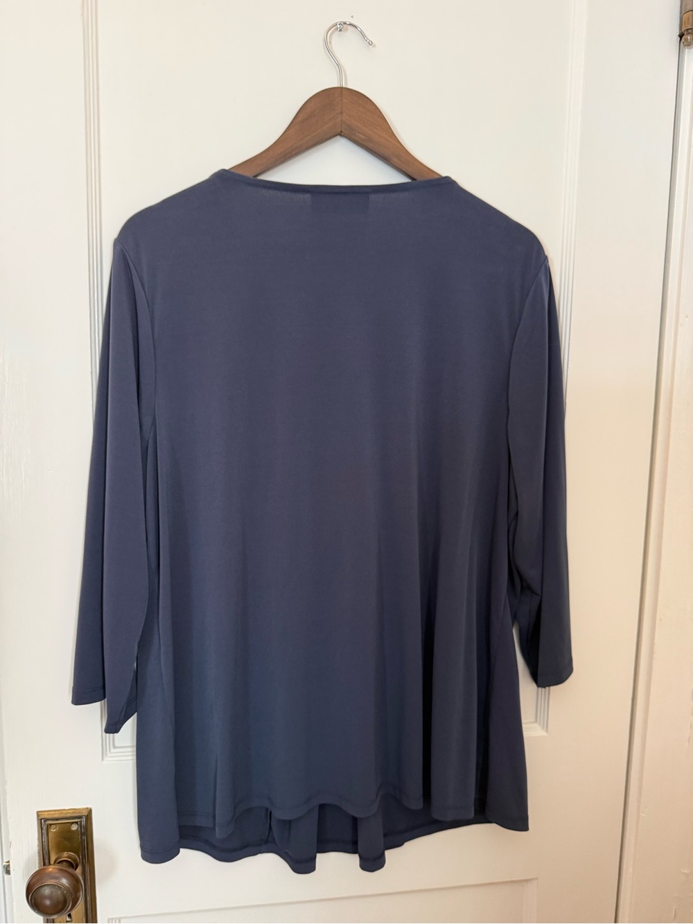 Lane Bryant 3/4 sleeve pleat-front top, slate blue 18/20 - Picture 2 of 4